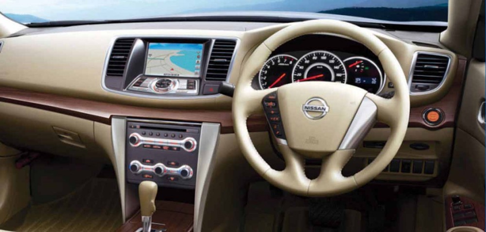 Bellissomo 05-13_Nissan_Teana1_4