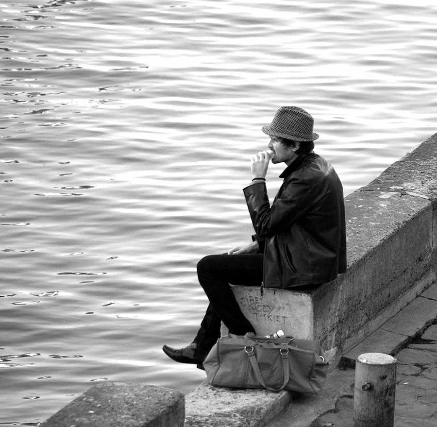 bellissimo_07-12_2011-11-24-Picnicby-the-Seine_1